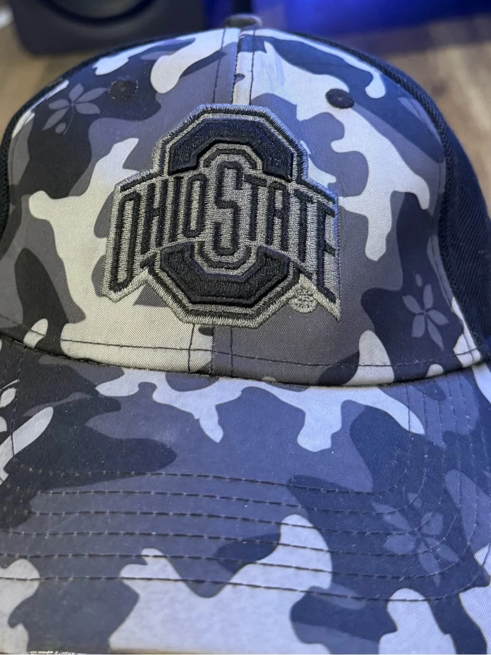 Nike Men's Camo Ohio State Baseball Cap in Black and Gray